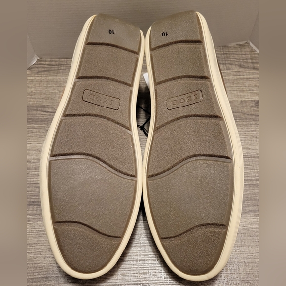 IZOD Men's Tan Slip-On Loafers - Picture 4 of 5